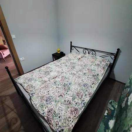 Jana 3 Apartment